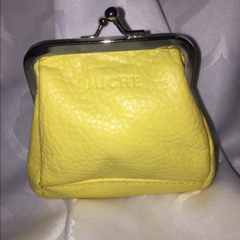 🌺Miche Sunny Yellow coin purse. New